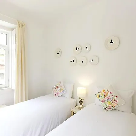 Sapadores - 2 Bedrooms Boho Chic Lejlighed Lisboa
