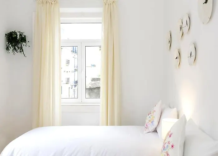 Sapadores - 2 Bedrooms Boho Chic Apartment *