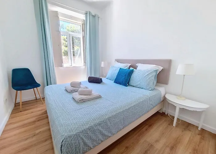 Sapadores - 2 Bedrooms Boho Chic * Lisbon