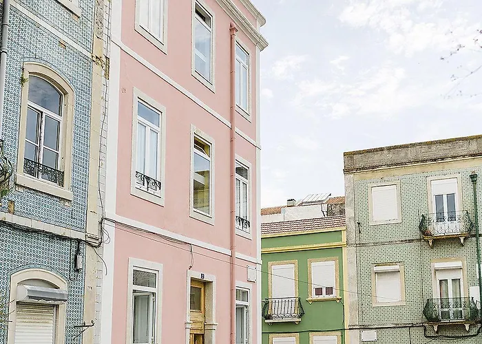 Sapadores - 2 Bedrooms Boho Chic Apartment