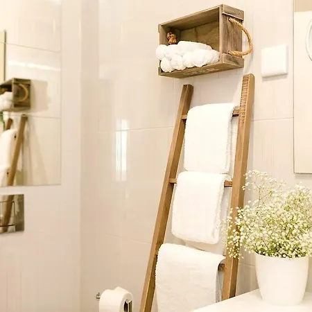 Sapadores - 2 Bedrooms Boho Chic リスボン